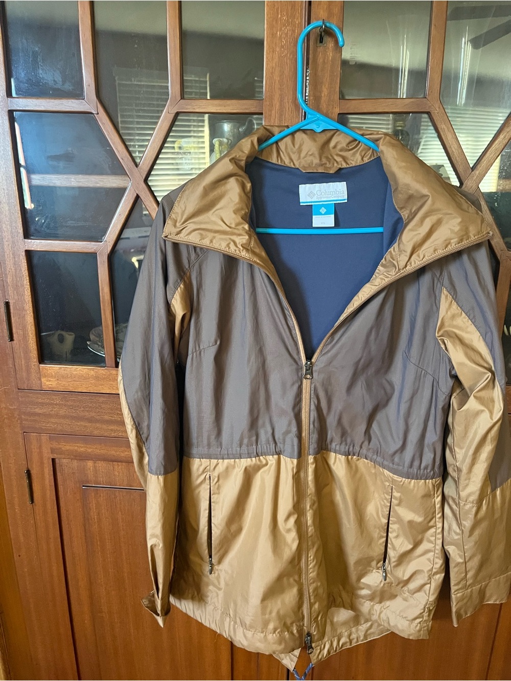 Columbia Two-Tone Brown and Khaki Ski Jacket